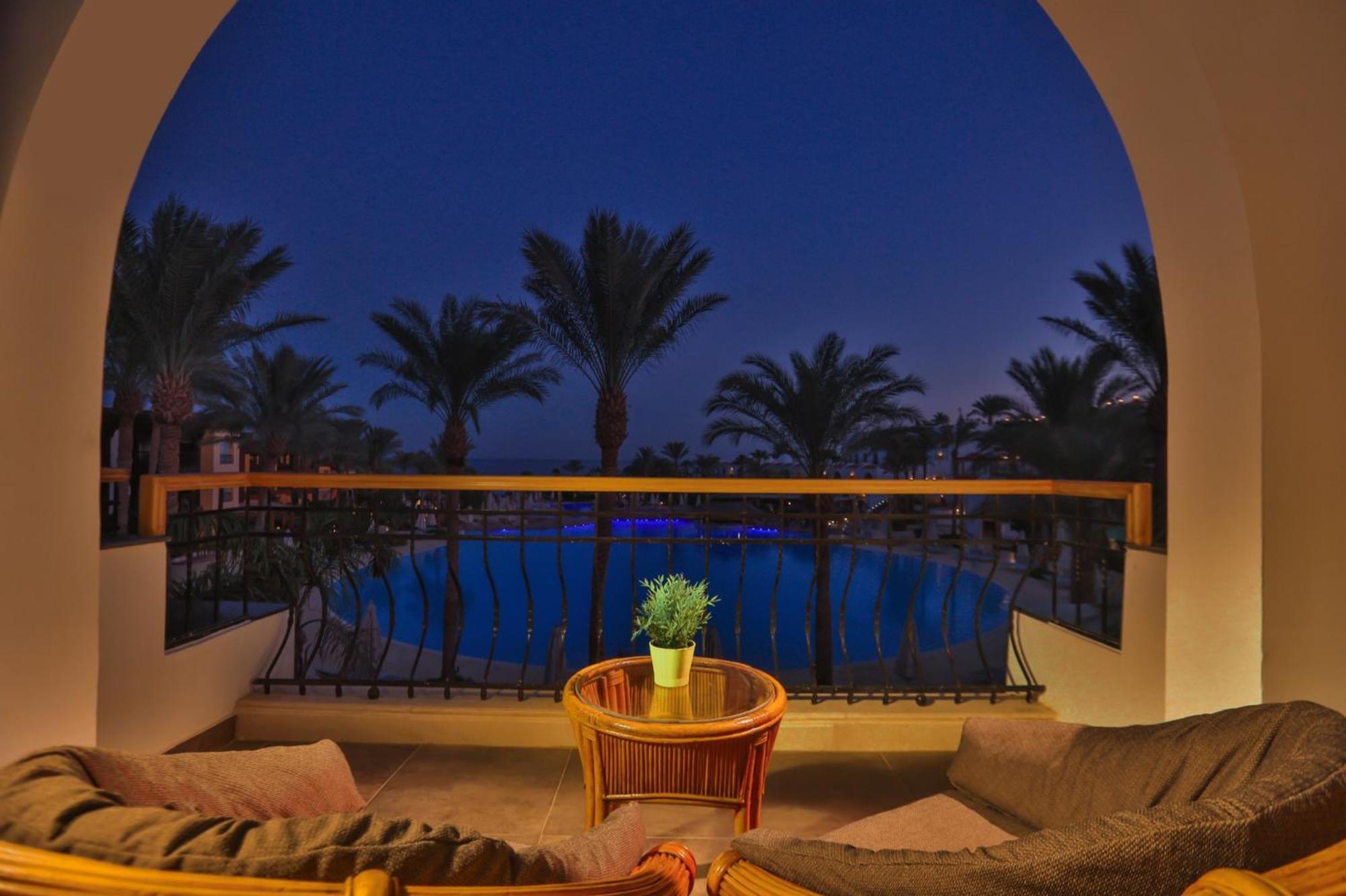 Hotel Royal Savoy Sharm El Sheikh Exterior foto View from the hotel