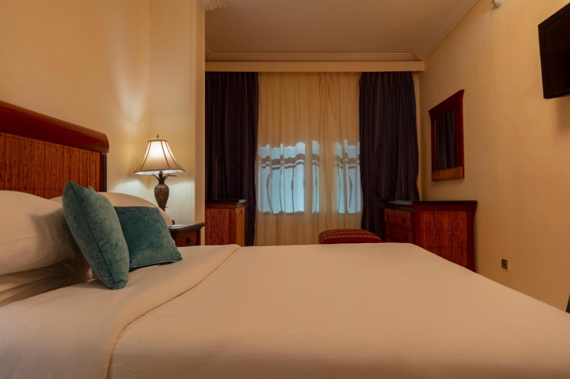 Hotel Royal Savoy Sharm El Sheikh Exterior foto A bedroom at the hotel